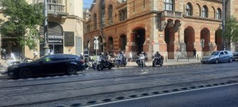 242ae644-ff7d-4e95-b8a9-651533226ba6.jpg