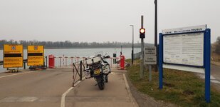 238375-a088483cb622ee7d58bea8147d593ef6.jpg