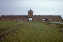hell\'s gate birkenau.jpg