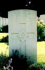Sgt_Frank_Sabin_Grave.jpg