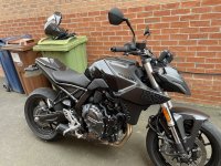 suzuki gsx 8.jpg
