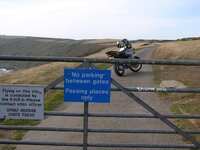DSCN2310 gate.JPG