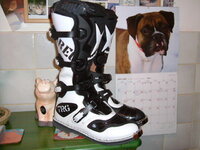 Boots.jpg