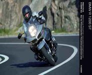 2004%20bmw%20r1200%20st%20action%20low%20resolution%20resized_1.jpg