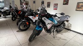 IMG_5990.jpg