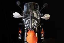 rade-garage-790-890-rally-windshield-gallery12.jpg