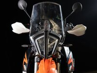 rade-garage-790-890-rally-windshield-page2.jpg