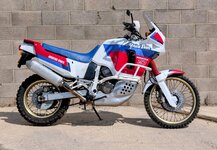 Africa Twin 750 RD04 - 1992 - 7.jpg