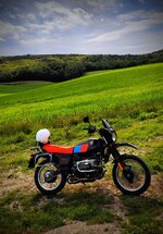 R80ST Dual seat original tank.jpg