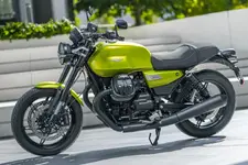 2025-moto-guzzi-v7-sport-first-look-4-1024x683.webp
