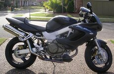 Honda_Vtr1000f_Fire_Storm_Motorcycles.jpg