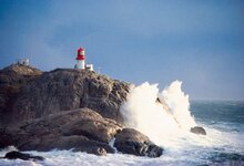 Lindesnes fyr bølge.jpg