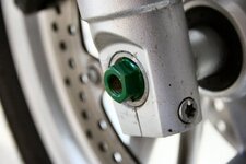r1200gs_front_wheel_tool.jpg