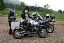 166144631-L.jpg