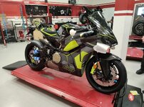 e666221b-cccf-4702-b0b5-ebf3357772af.jpeg