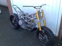 21102007328.jpg