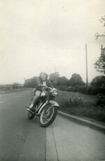 mum bike 1961.jpg