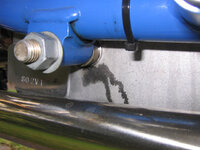 R80 GS Basic oil leak 0002.jpg