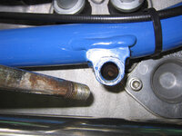 005 Bolt out and thin film of grease 001a.jpg