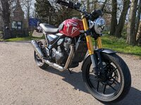 Triumph-Speed400-03.jpg