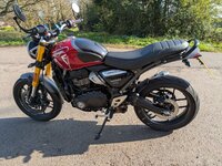 Triumph-Speed400-16.jpg