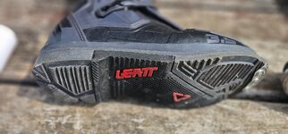 Leatt -10.jpg
