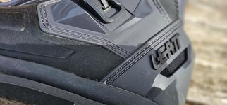 Leatt -12.jpg