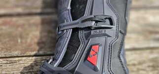 Leatt -13.jpg