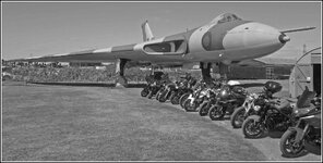 190726-Newark Mus-VBomber.jpg