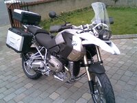 1200 gs.jpg