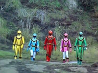 power%20rangers%20mystic%20force%20007%208.jpg