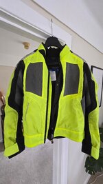 BMW AirShell Jacket - 1.jpg BMW AirShell Jacket - 1.jpg