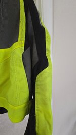 BMW AirShell Jacket - 7.jpg BMW AirShell Jacket - 7.jpg