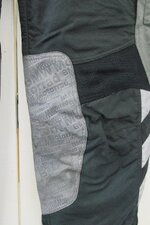 Rallye 3 106 right leg.jpg