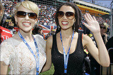 kylie_danni_26803a.jpg