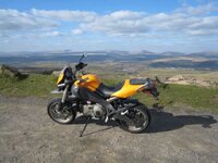 Llyn-y-Craig_2.jpg