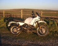 R100GS RHS small.jpg