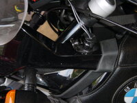 bmw aux power skt.jpg