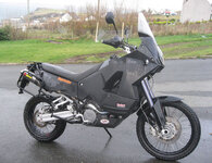 ktm9901.jpg
