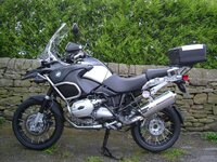 Black-Silver.JPG