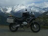 Black in alps.JPG
