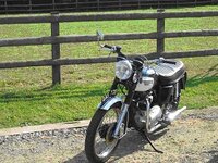 Triumph-Trophy-TR6 -2.jpg