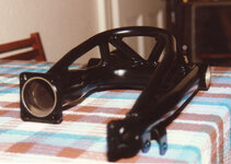 R100RS swing arm.jpg