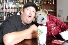 maxim_pint_glass_johnny_vegas_100324_7.jpg