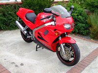 vfr750 3.jpg