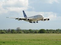 A380 80m flypast at Broughton.JPG