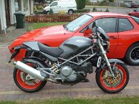8-Ducati 916 Monster S4.jpg
