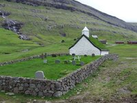 saksun%20church%20and%20grave%20yd.jpg