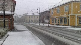 Snø Østfold 4 mai 2010.jpg