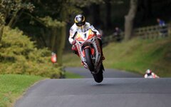 GUY-MARTIN-JEFFERIES-JUMPS-.jpg